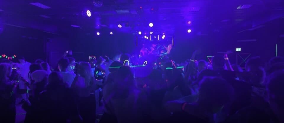 Neonparty hos MultiEvent