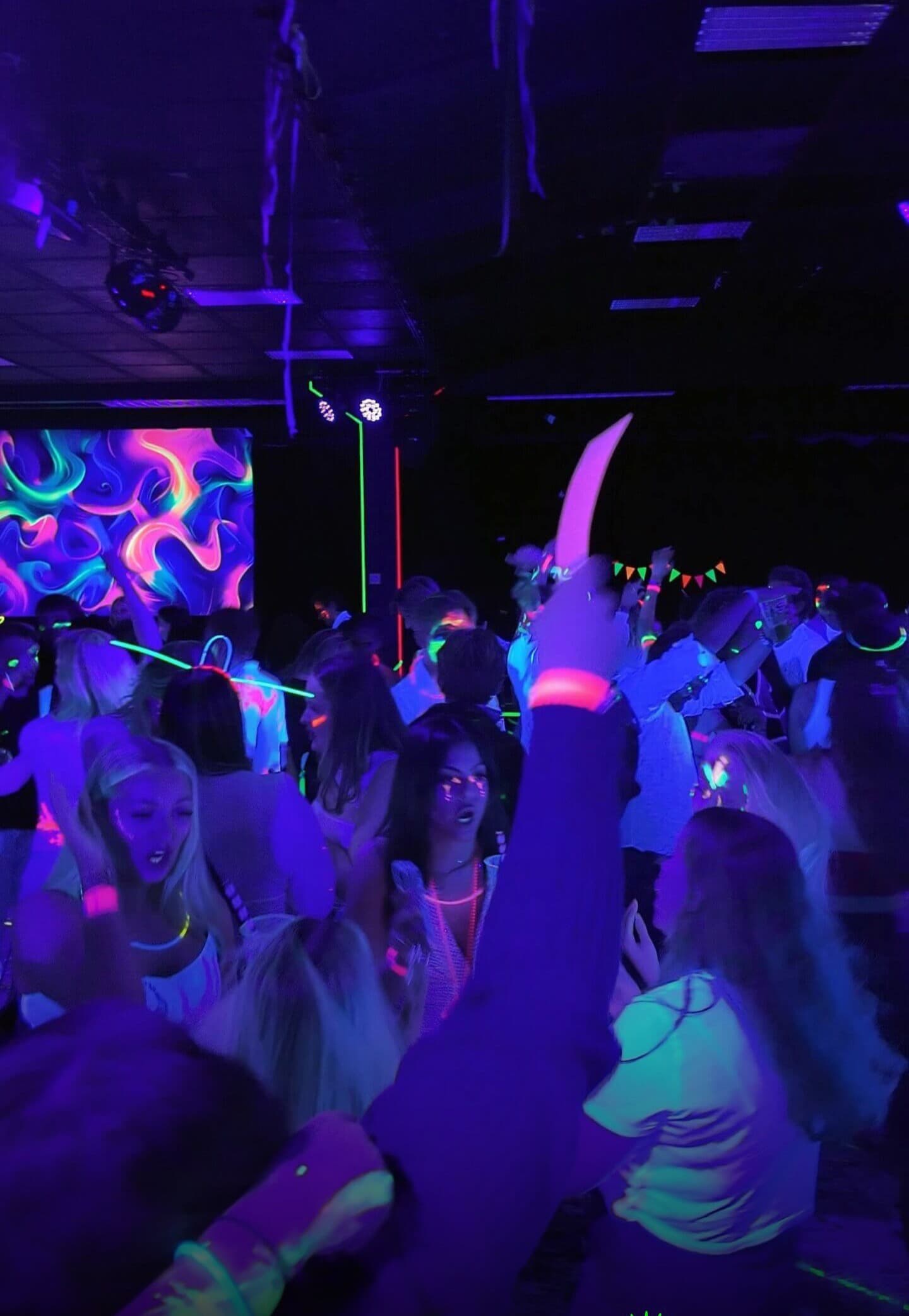 Neonparty hos MultiEvent